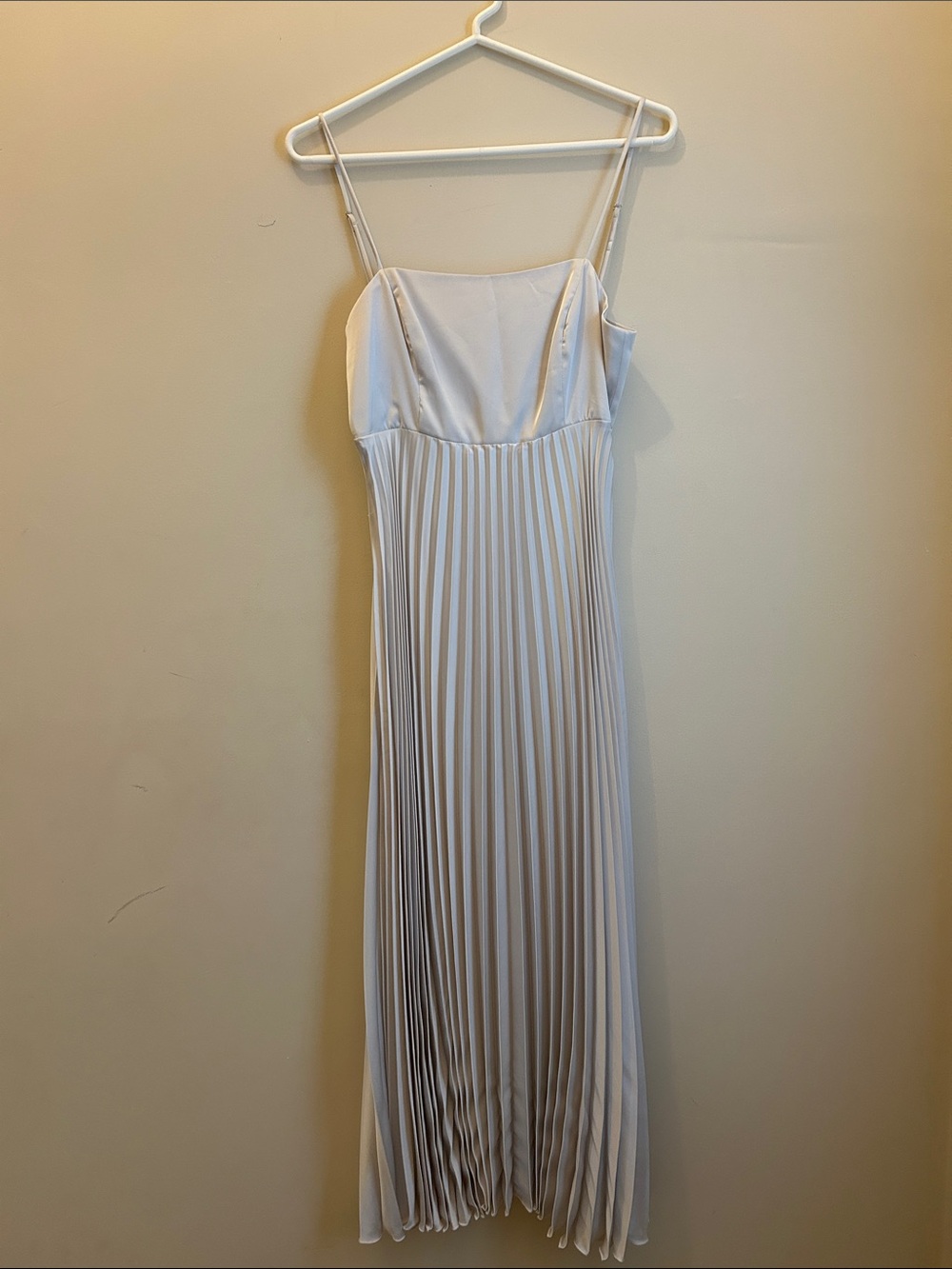 Petal & Pup White Pleated Dress